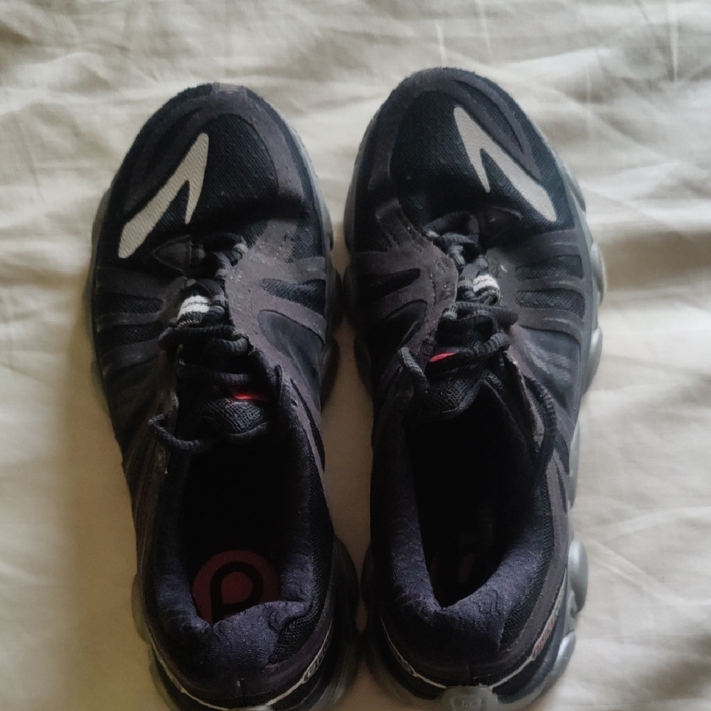 Womens Black Athletic Shoes